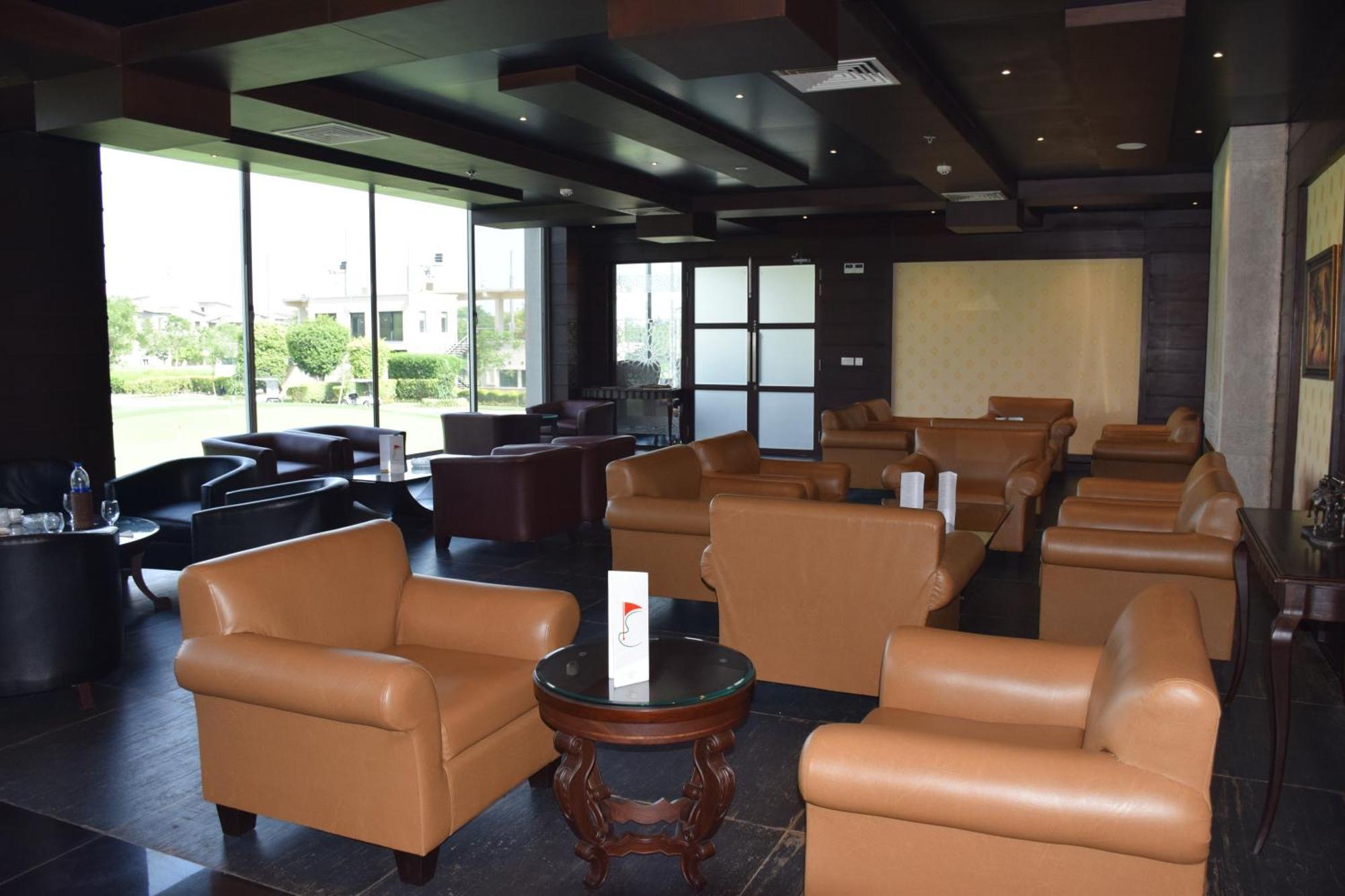 Defence Raya Golf & Country Club Hotel Lahore Bagian luar foto