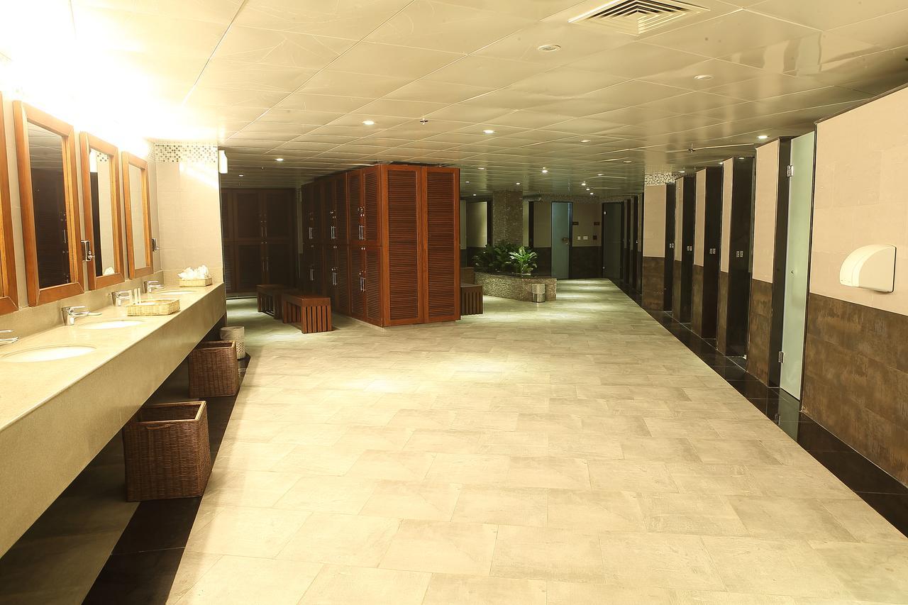 Defence Raya Golf & Country Club Hotel Lahore Bagian luar foto