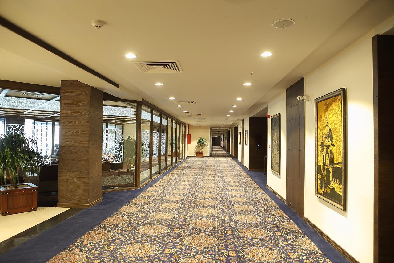 Defence Raya Golf & Country Club Hotel Lahore Bagian luar foto